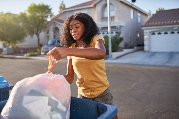 Best Commercial Junk Removal  in Lost Hills, CA